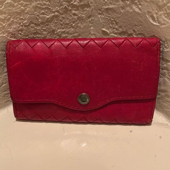 Bottega Veneta Red Woven Leather Key Ring Holder Case Minimalist Italian Luxury - Picture 1 of 12